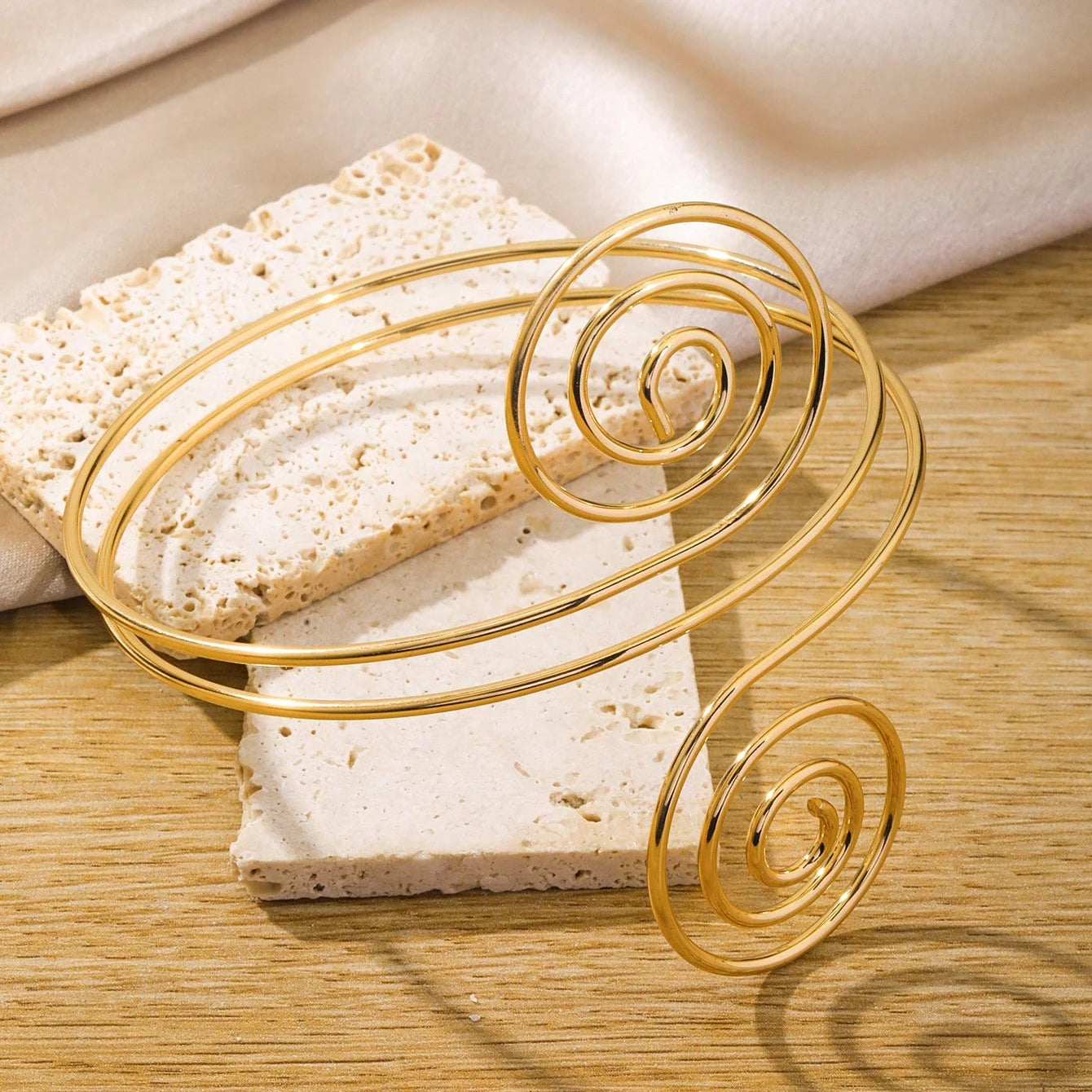 Echo & Air Arm Bracelet