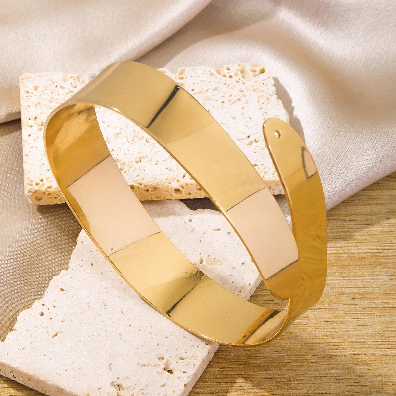 Echo & Air Arm Bracelet