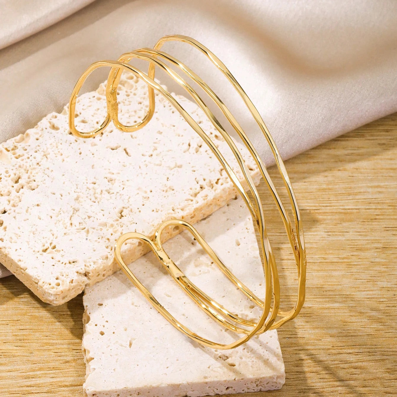 Echo & Air Arm Bracelet